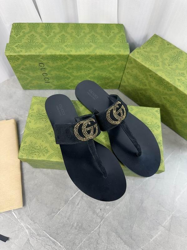 Gucci Women's Slippers 517